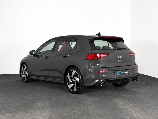 Volkswagen Golf image 8