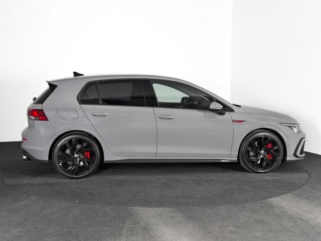 Volkswagen Golf image 7