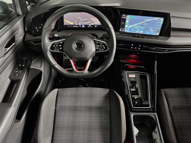 Volkswagen Golf image 9