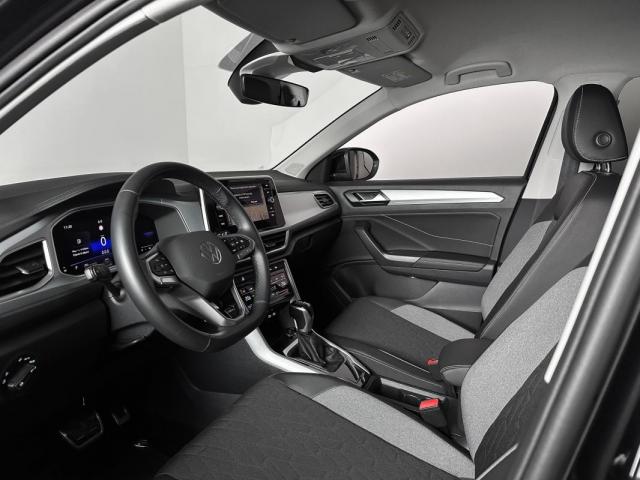 Volkswagen T-Roc image 7
