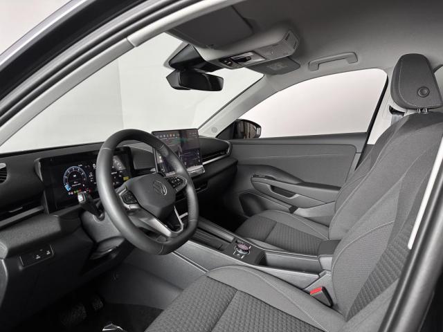 Volkswagen T-Roc image 4