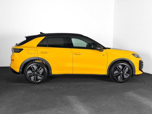 Volkswagen T-Roc image 8