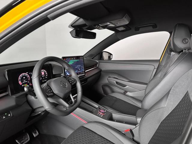 Volkswagen T-Roc image 4