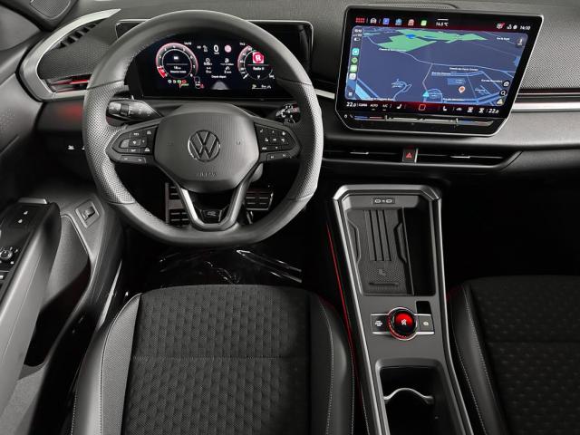 Volkswagen T-Roc image 3