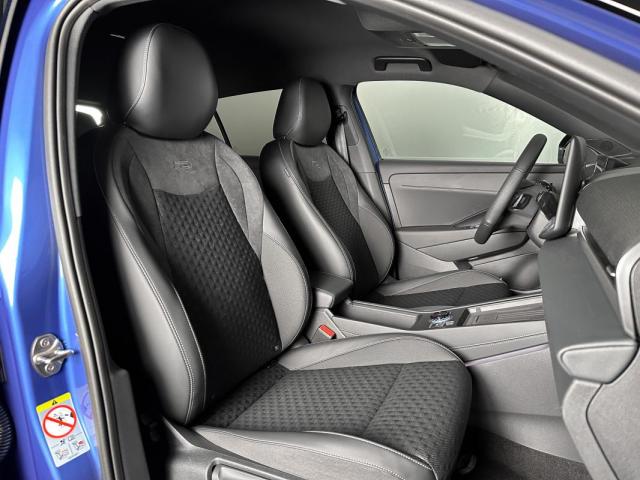 Volkswagen T-Roc image 7