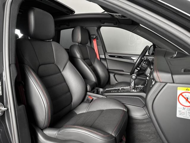 Porsche Macan image 3