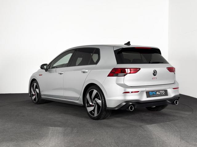 Volkswagen Golf image 2