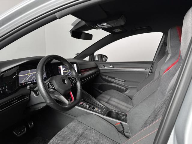 Volkswagen Golf image 3