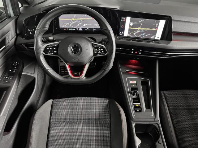 Volkswagen Golf image 1