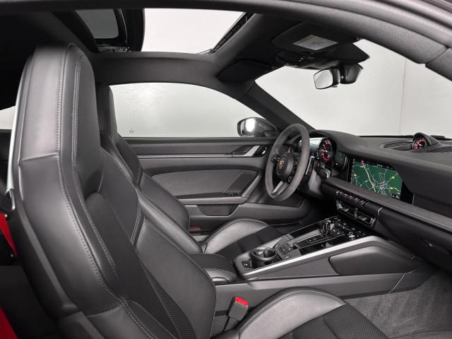 Porsche 992 image 7