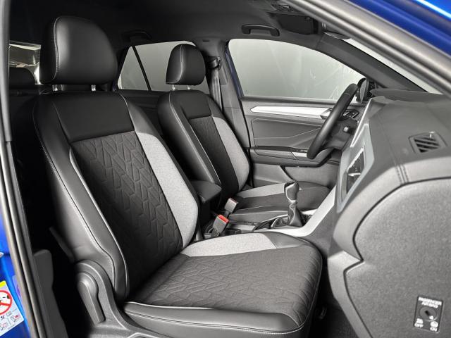 Volkswagen T-Roc image 7