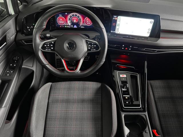 Volkswagen Golf image 5