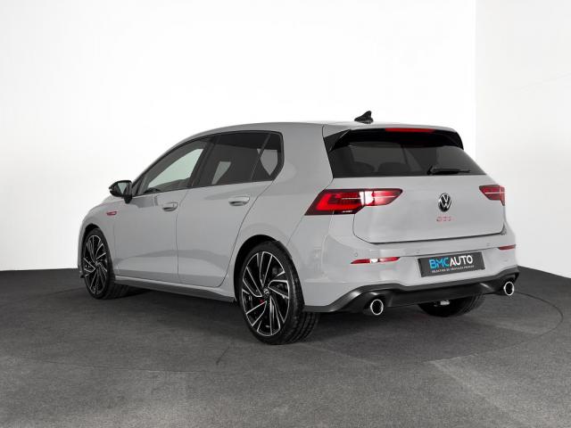 Volkswagen Golf image 6