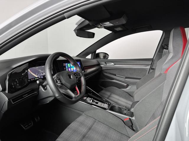 Volkswagen Golf image 5