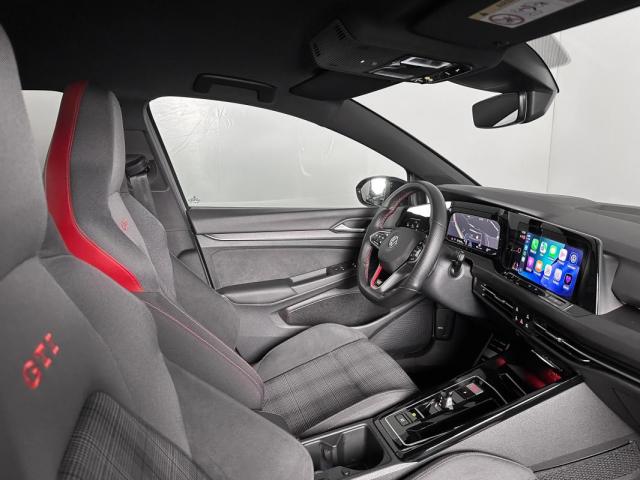 Volkswagen Golf image 4