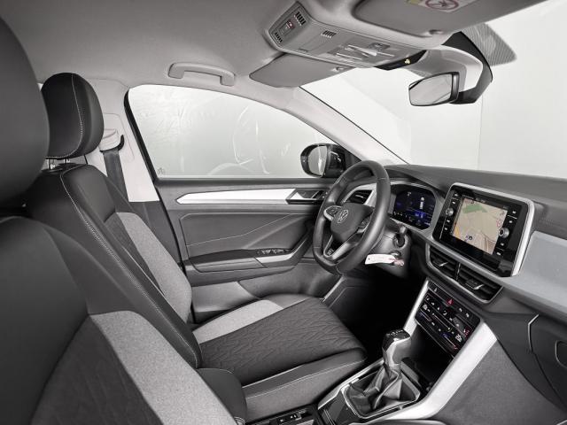 Volkswagen T-Roc image 5