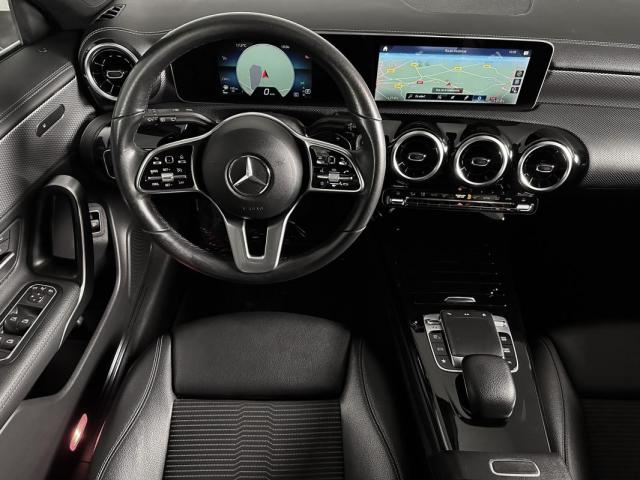 Mercedes Benz Cla image 8