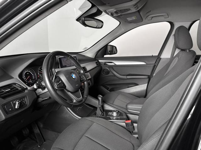 Bmw X1 image 2