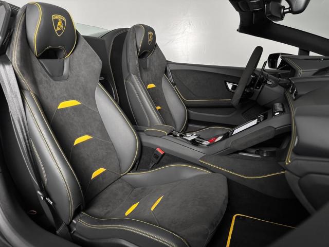 Lamborghini Huracán image 2