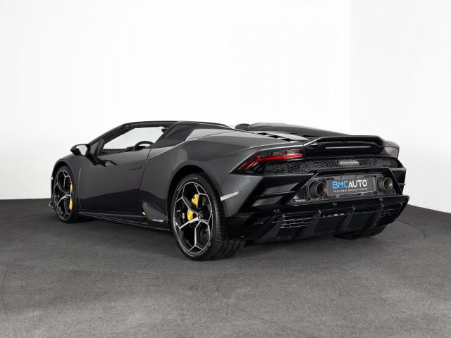 Lamborghini Huracán image 8