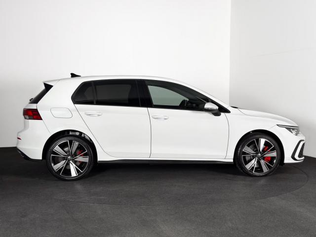 Volkswagen Golf image 7