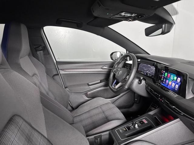 Volkswagen Golf image 1