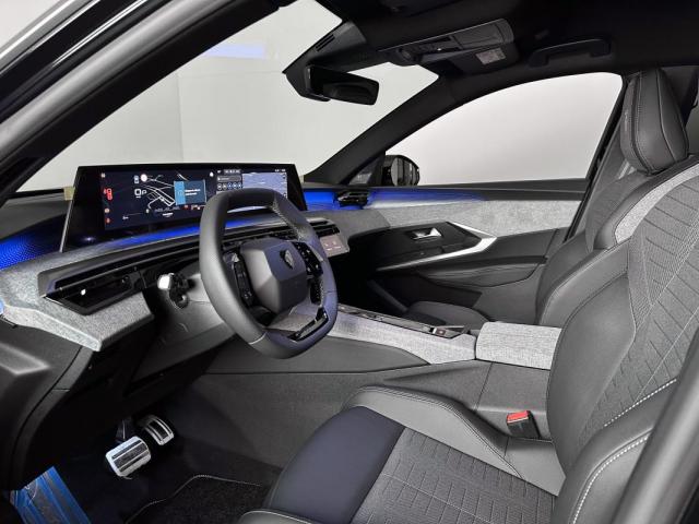 Peugeot 5008 image 9