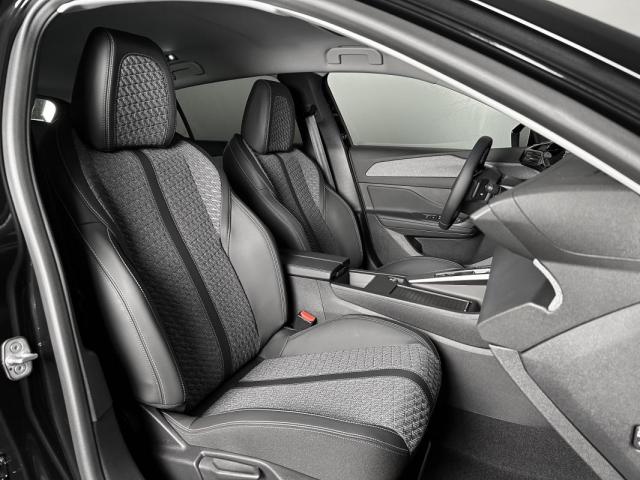 Peugeot 308 image 3