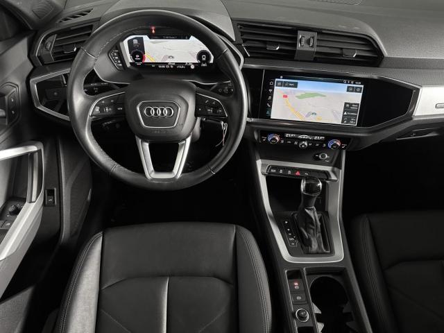 Audi Q3 image 8