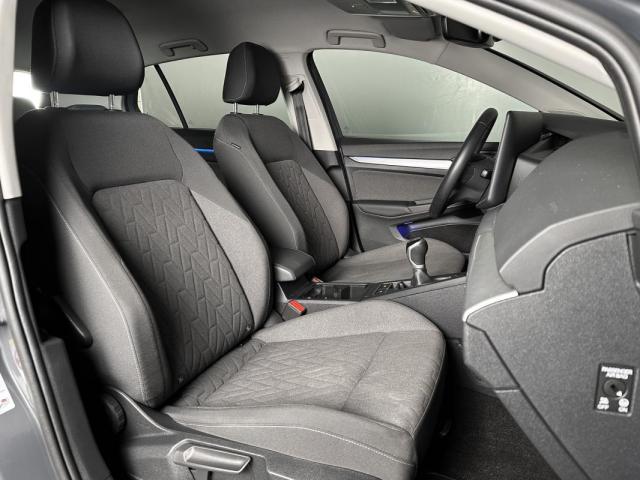Volkswagen Golf image 6