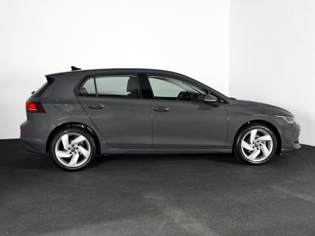 Volkswagen Golf image 2