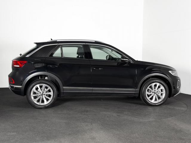 Volkswagen T-Roc image 7