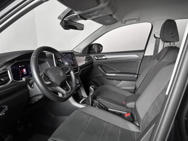 Volkswagen T-Roc image 1