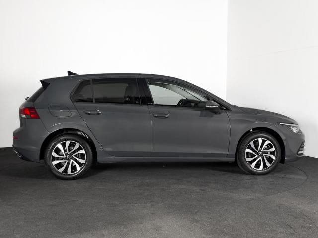 Volkswagen Golf image 6