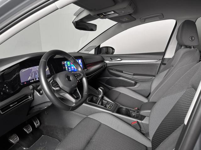 Volkswagen Golf image 9