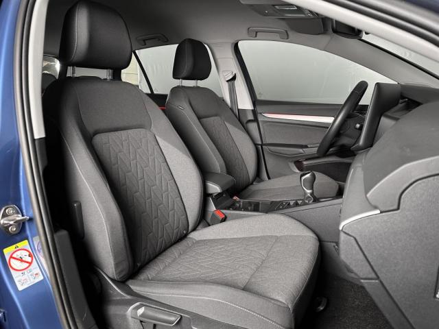 Volkswagen Golf image 5