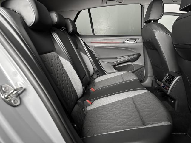 Volkswagen Golf image 2