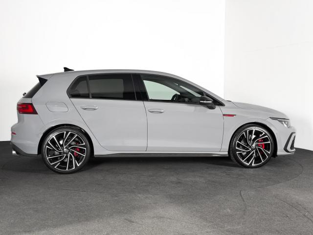 Volkswagen Golf image 3