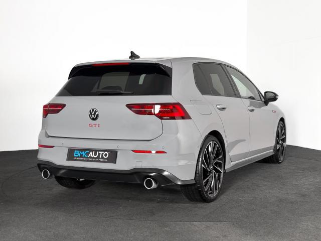 Volkswagen Golf image 9