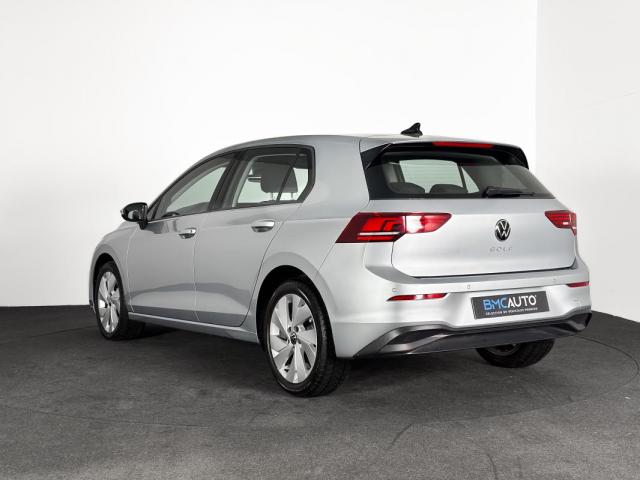 Volkswagen Golf image 9