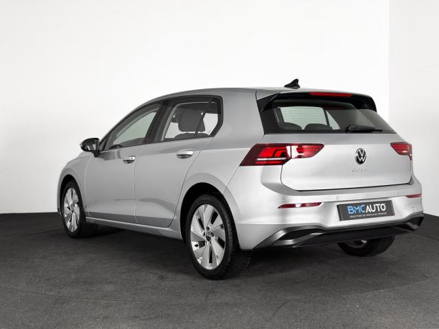 Volkswagen Golf image 9