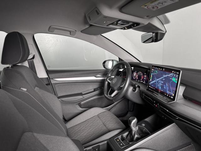 Volkswagen Golf image 6