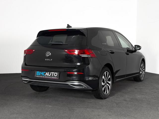 Volkswagen Golf image 6