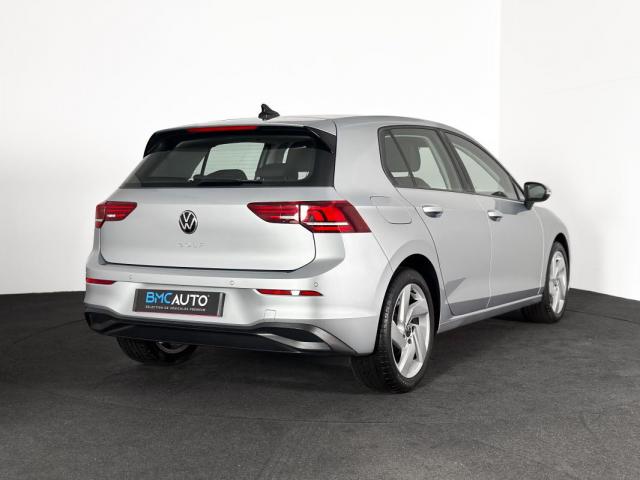 Volkswagen Golf image 9