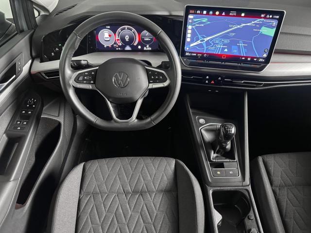 Volkswagen Golf image 5