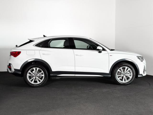 Audi Q3 image 5