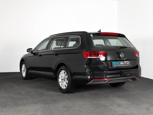 Volkswagen Passat image 8