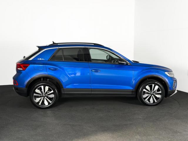 Volkswagen T-Roc image 2