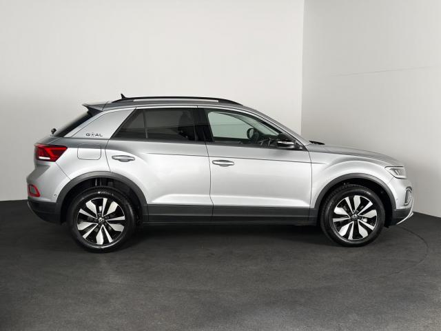 Volkswagen T-Roc image 5