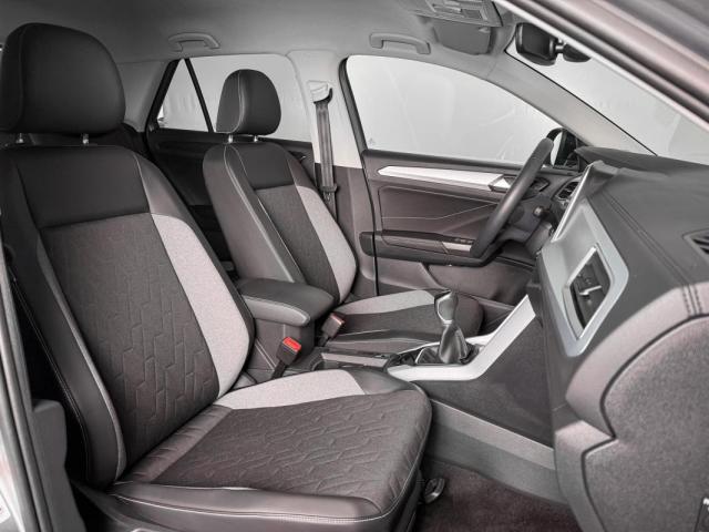 Volkswagen T-Roc image 8